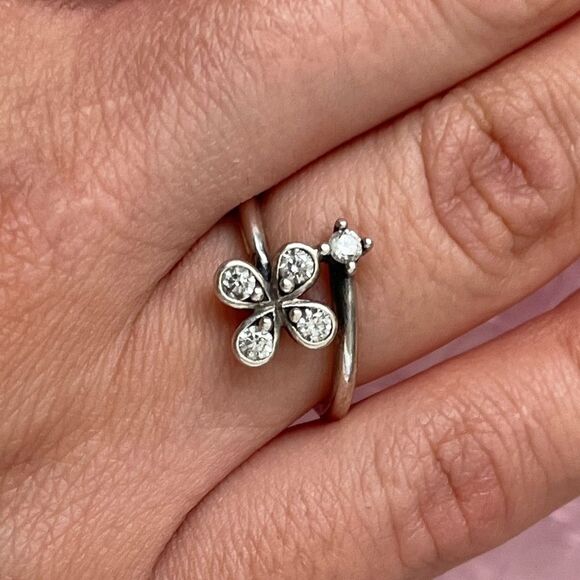 Pandora Authentic Jewelry Silver CZ Dazzling Daisies Ring - Picture 2 of 6